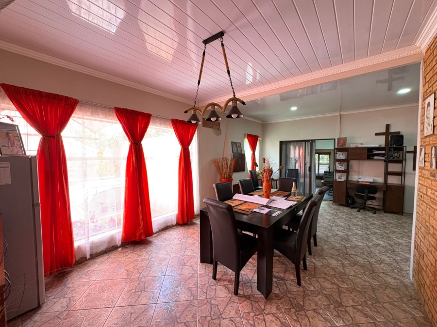 4 Bedroom Property for Sale in Protea Park North West